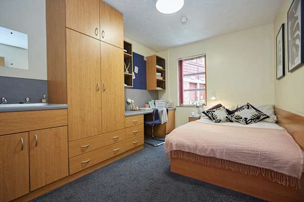 Deluxe Non En Suite(Works) room type